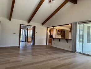 6517 N San Pedro Ave in Fresno, CA - Building Photo - Building Photo