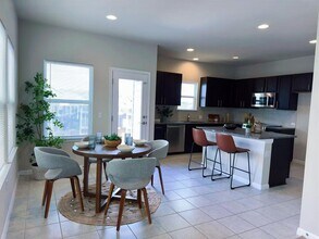 9709 Morning Iris Dr in Manor, TX - Building Photo - Building Photo