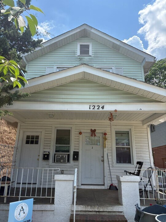 1224 Monroe Ave in Asbury Park, NJ - Building Photo