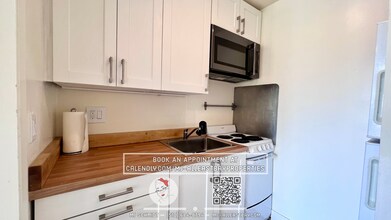 8 Captain Dr in Emeryville, CA - Building Photo - Building Photo