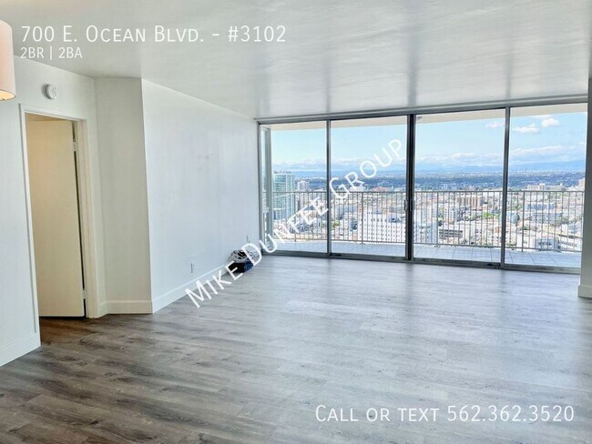 700 E Ocean Blvd in Long Beach, CA - Foto de edificio - Building Photo