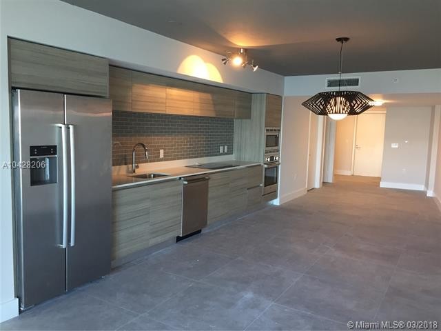 6620 Indian Creek Dr-Unit -512 in Miami Beach, FL - Building Photo - Building Photo