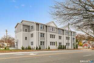 1645 Black Rock Tpke in Fairfield, CT - Building Photo