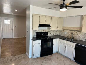 1418 E El Parque Dr in Tempe, AZ - Building Photo - Building Photo