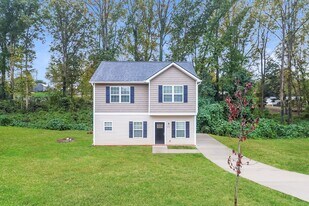 606 E Texas Ave in Bessemer City, NC - Building Photo