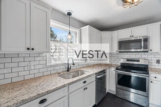 4 Riddle Rd in Swannanoa, NC - Building Photo - Building Photo