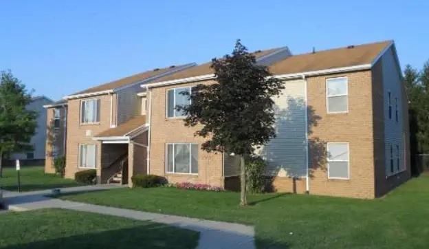 980 Meadow Ln in Kenton, OH - Building Photo