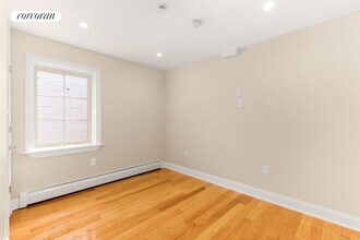 2416 E 15th St in Brooklyn, NY - Building Photo - Building Photo