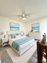 235 King St in Charleston, SC - Building Photo