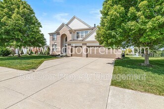 4712 Pebblepointe Pass in Zionsville, IN - Building Photo - Building Photo