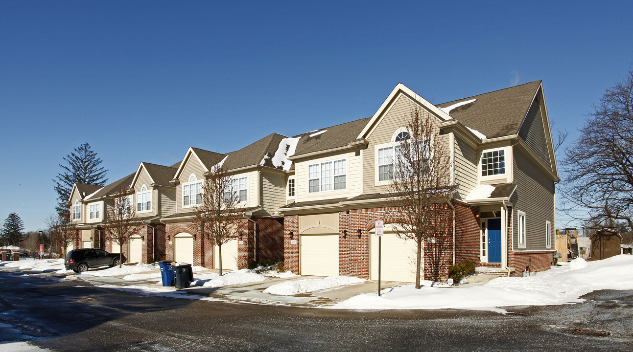 Aspen Ridge in Ann Arbor, MI - Building Photo