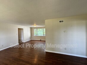 7515 Aboite Center Rd in Fort Wayne, IN - Building Photo - Building Photo