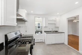 39 Fairmont St, Unit 1 in Cambridge, MA - Foto de edificio - Building Photo