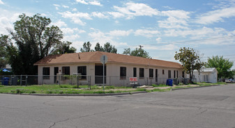 4000-4002 Tularosa Ave Apartments