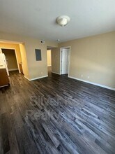 220 Willow Creek Drive in Madisonville, TN - Building Photo - Building Photo