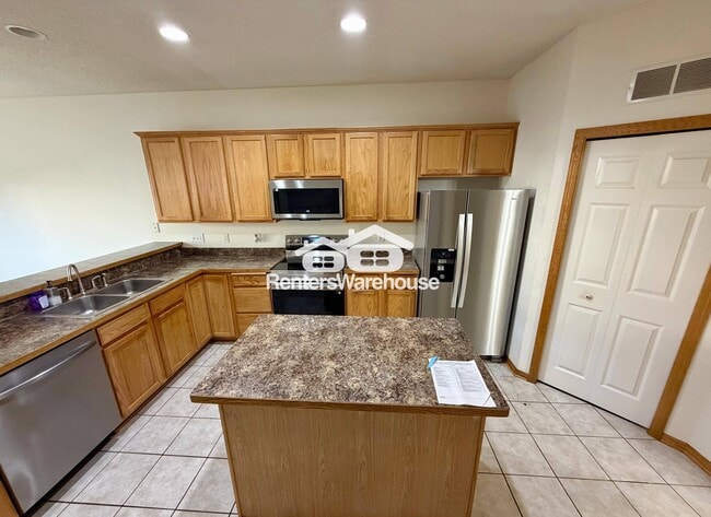 1476 111th Dr NE in Blaine, MN - Building Photo - Building Photo