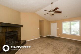 7685 Mountain Creek Way in Douglasville, GA - Foto de edificio - Building Photo