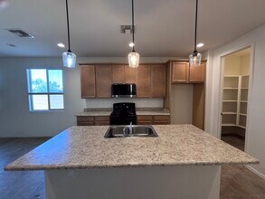 6322 N 67th Ln in Glendale, AZ - Building Photo - Building Photo