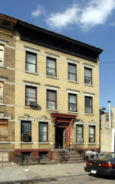 355 Chauncey Street in Brooklyn, NY - Building Photo