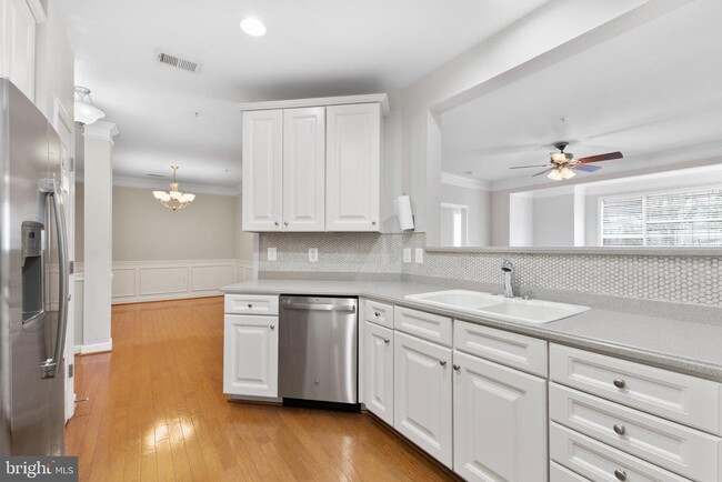 property at 621 Cobblestone Blvd