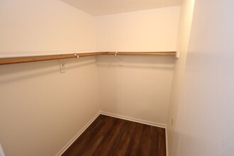 11156 Fall Dr in Indianapolis, IN - Building Photo - Building Photo