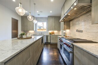 5202 Chesapeake Way in Houston, TX - Building Photo - Building Photo