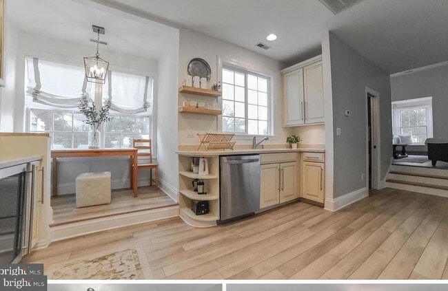 property at 44947 Blackistone Cir