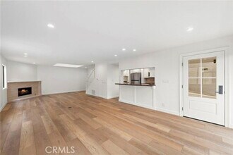 405 Heliotrope Ave in Newport Beach, CA - Building Photo - Building Photo