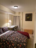 676 N 33rd St in Philadelphia, PA - Building Photo