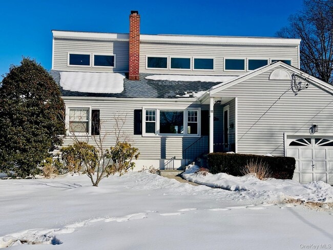 property at 11 W Glen Ave