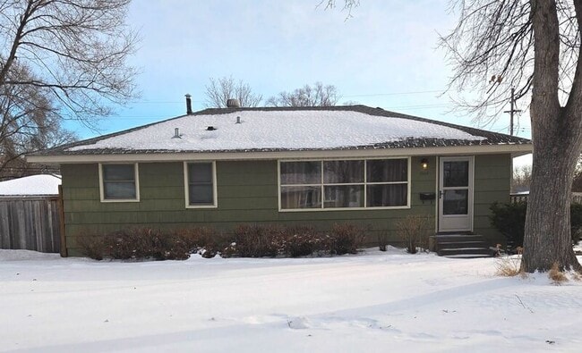 property at 5800 N Girard Ave