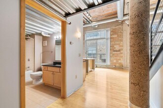 521 S 7th St in Minneapolis, MN - Building Photo - Building Photo