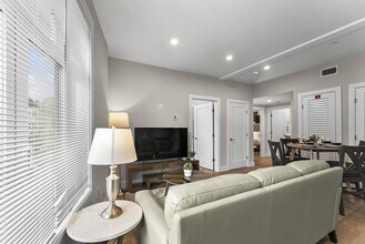 394 McGrath Hwy, Unit ID1364692P in Somerville, MA - Building Photo - Building Photo