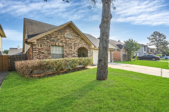 13546 Cabrera Ln in Houston, TX - Building Photo - Building Photo
