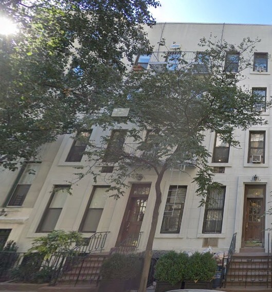 414 East 84th Street in New York, NY - Building Photo