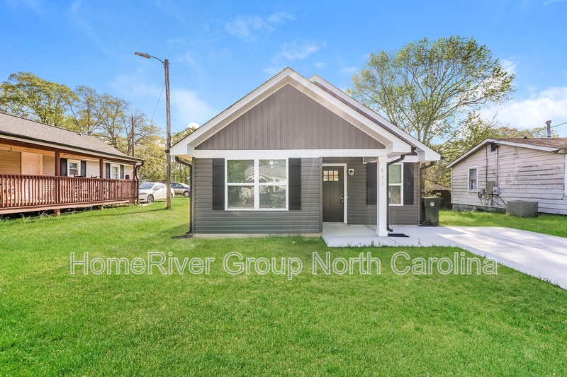 513 Lincoln St in Thomasville, NC - Building Photo