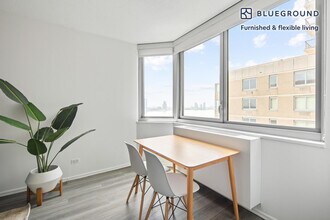 606 1st Ave. in New York, NY - Building Photo - Building Photo