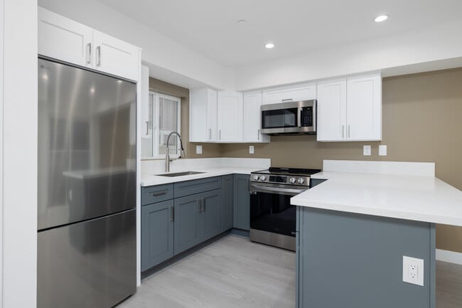 Fairfax Townhomes