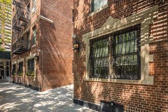 57 W 93rd St in New York, NY - Building Photo - Building Photo