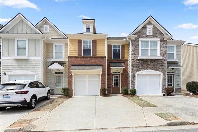 property at 1947 Lakeshore Overlook Cir NW