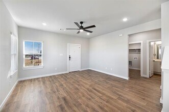 4013 Lecroy Ct in Midlothian, TX - Building Photo - Building Photo