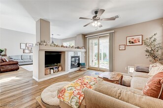 10617 Austin Bluffs Way in Las Vegas, NV - Building Photo - Building Photo