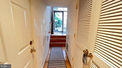 4100 Flower Box Ct in Fairfax, VA - Building Photo - Building Photo