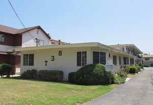738 S Stoneman Ave in Alhambra, CA - Building Photo