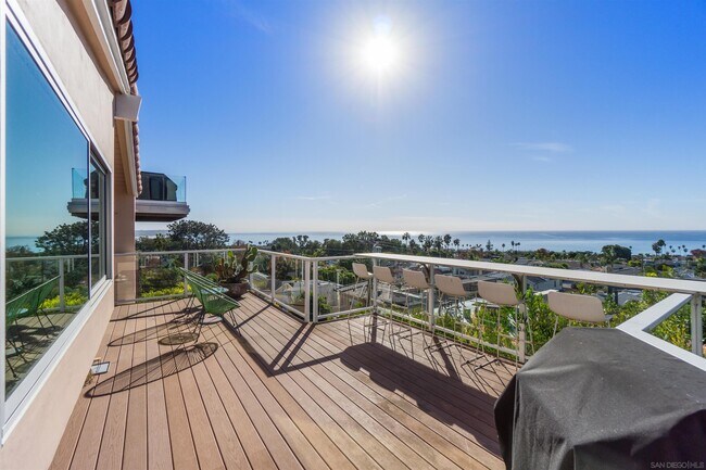 property at 5652 Linda Rosa Ave