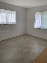 4411 W Broward Blvd in Plantation, FL - Building Photo - Building Photo