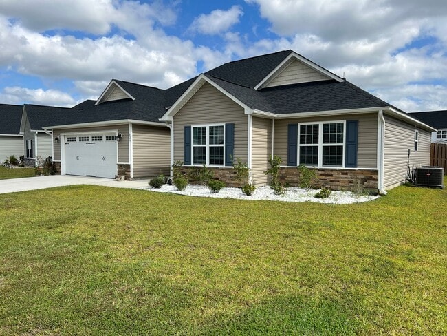 629 Indigo Johnston Dr in Jacksonville, NC - Building Photo - Building Photo