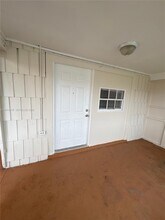 1545 NW 1st St in Miami, FL - Building Photo - Building Photo