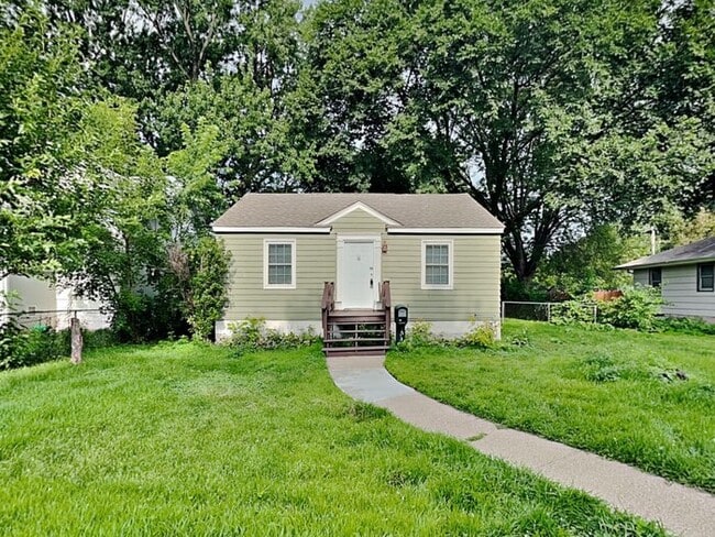 property at 4508 5th Ave S