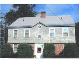 122 High St in Greenfield, MA - Foto de edificio
